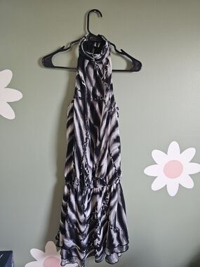 VENUS Black and Gray Halter-Style Mini Dress